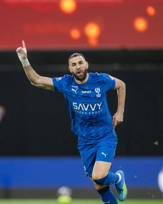 开云体育网址-单季4次戴帽，本泽马是沙特联本季戴帽次数最多的球员